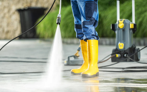 Best Commercial Building Pressure Washing  in Brewster Heights, NY